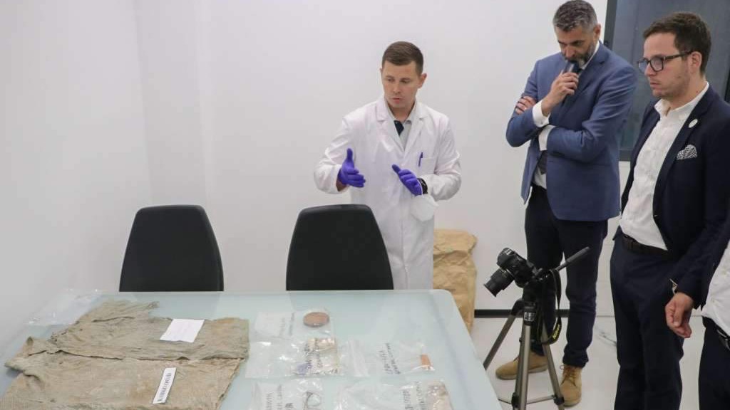 Vlada Kantona Sarajevo podržala opremanje konzervatorske radionice Memorijalnog centra Srebrenica