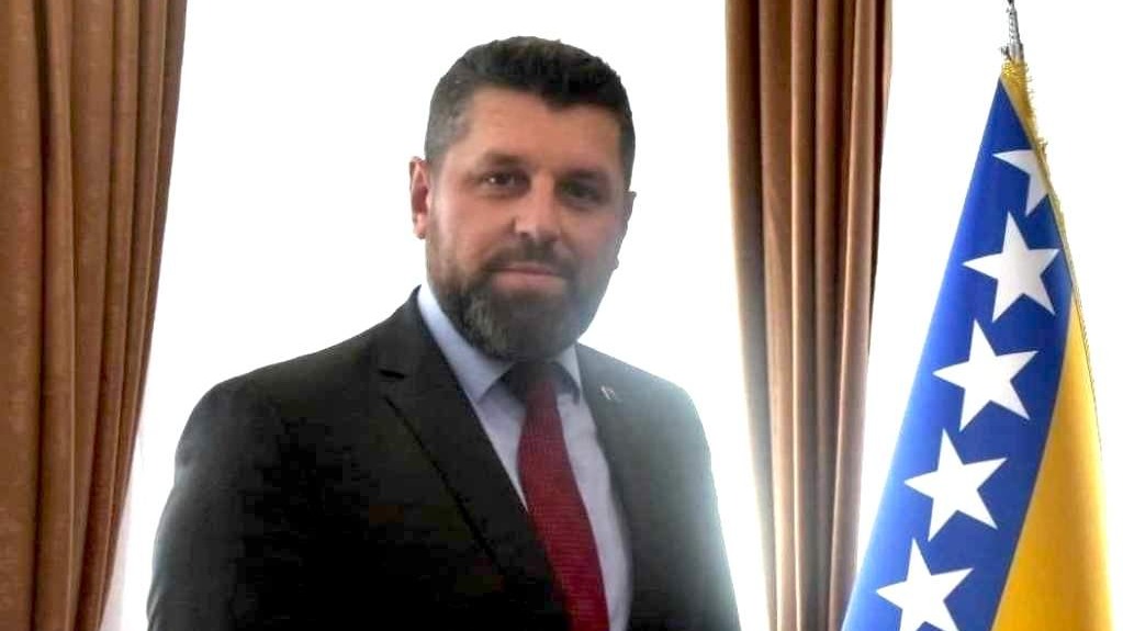 Duraković uputio naredbu RTRS-u da hitno izmiri dugove BHRT-u