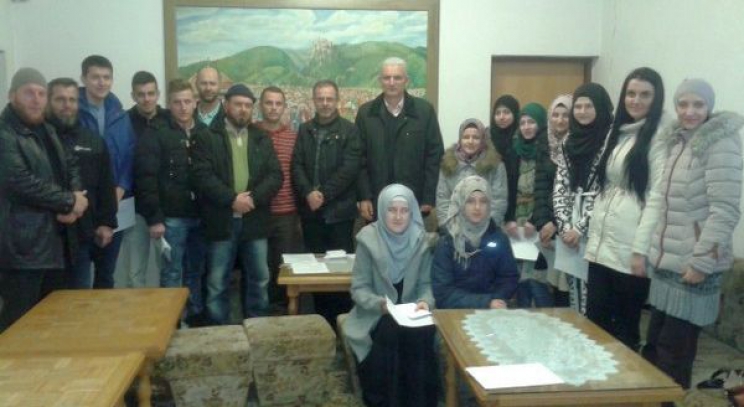 Medžlis Islamske zajednice Sanski Most dodijelio stipendije za 20 učenika i studenata