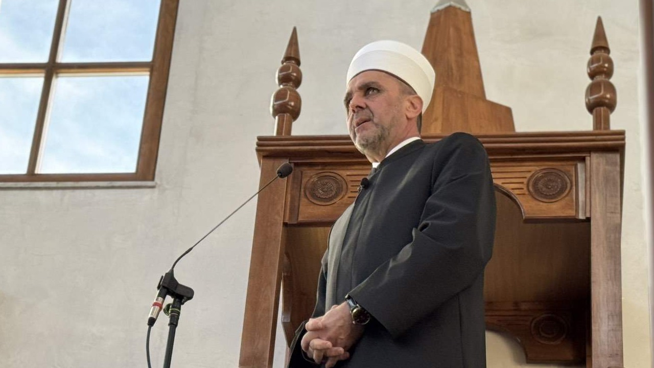 Hutba Izet-ef. Čamdžića o Danu nezavisnosti: Domovina vapi za pravdom, poštenjem, marljivošću i žrtvom za njeno dobro