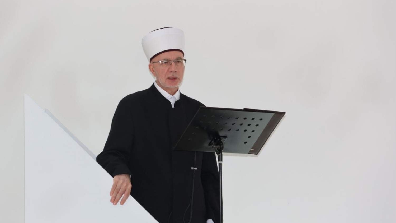 Ramazanska hutba muftije tuzlanskog dr. Vahid-ef. Fazlovića: Post omeđuje put dosezanja krajnjeg cilja – izgradnje takvaluka