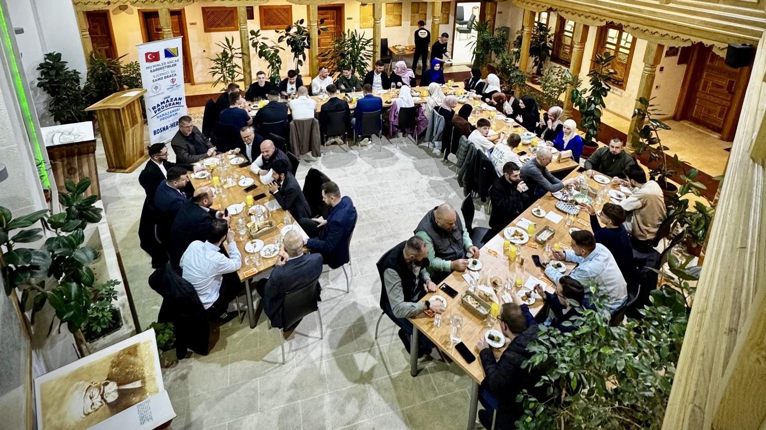 Iftar za koordinatore Mreže mladih Medžlisa IZ Tešanj