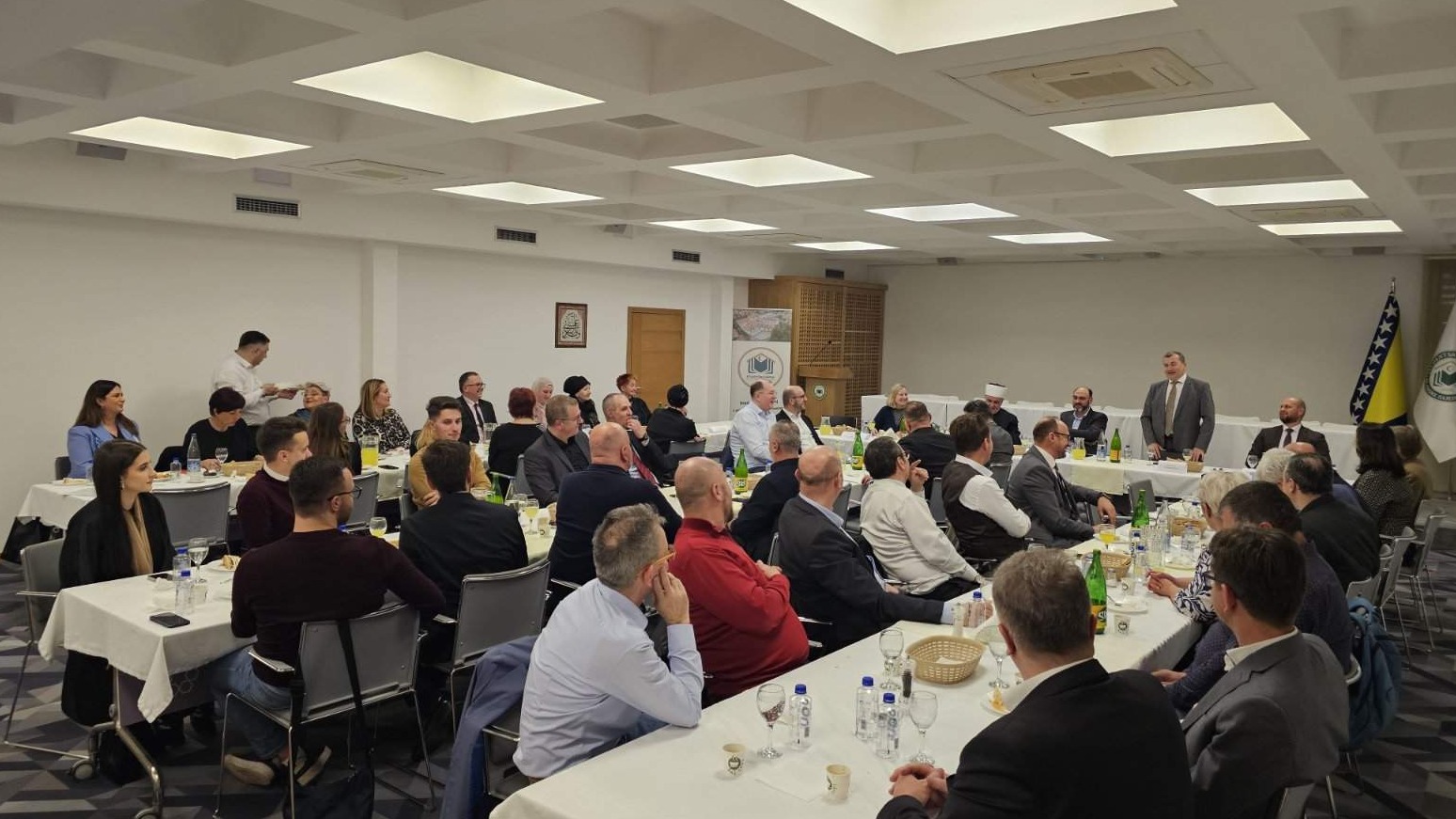 Zajedništvo i saradnja u duhu ramazana: Tradicionalni iftar UNSA FIN