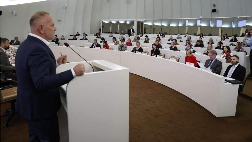 BiH daleko od pune rodne ravnopravnosti, žene i dalje nedovoljno zastupljene u politici i ekonomiji