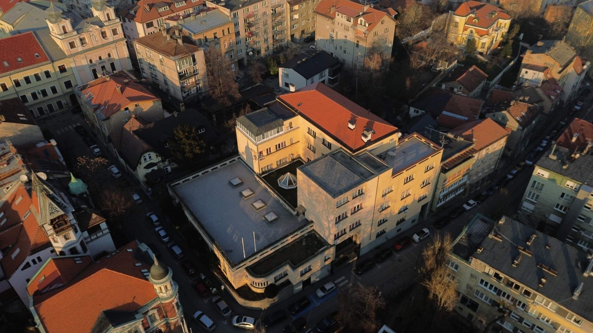 Prva bošnjačka gimnazija – tri decenije škole znanja, discipline i odgovornosti