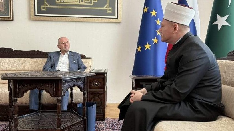 Muftija Porić primio u posjetu direktora Medrese u Cazinu