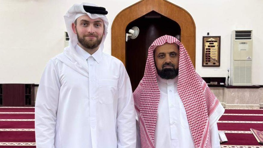 UNSA FIN: hfz. Hamza Ćelović teravih-imam u džamiji Adžadž bin Rabi'a Al-Kubaisi u Dohi