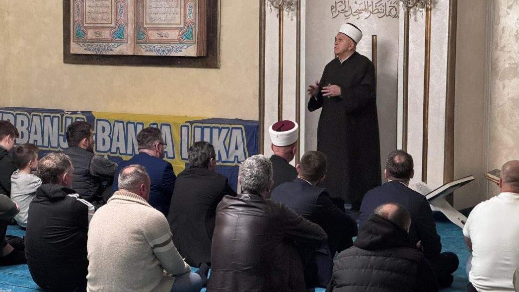Muftija Edhem-ef. Čamdžić u ramazanskoj posjeti Vrbanjskoj džamiji u Banjoj Luci