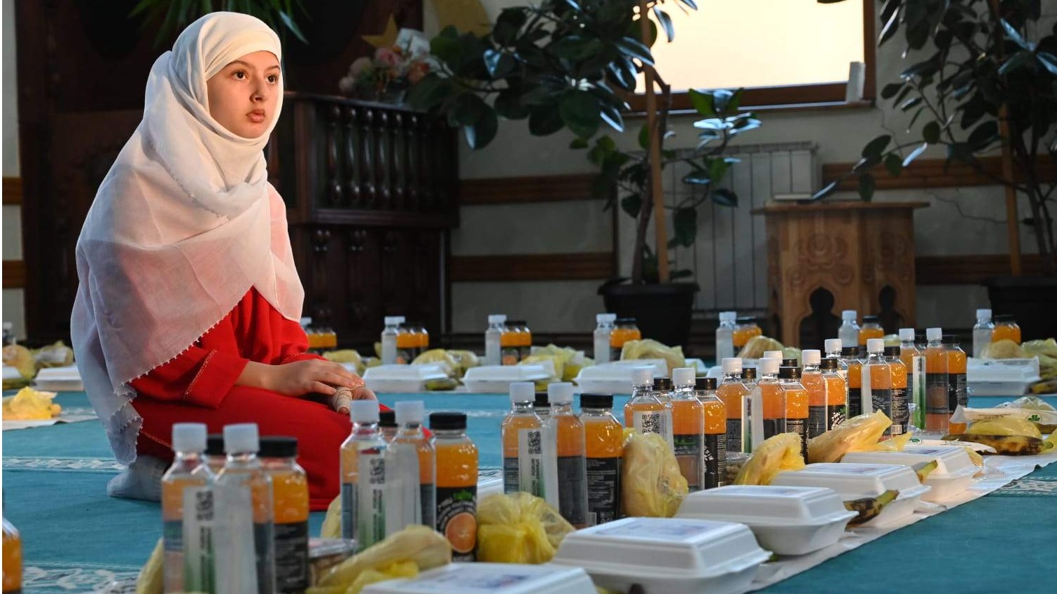 MFS-EMMAUS od početka ramazana podijelio 30.000 iftara i više od 6.000 paketa pomoći