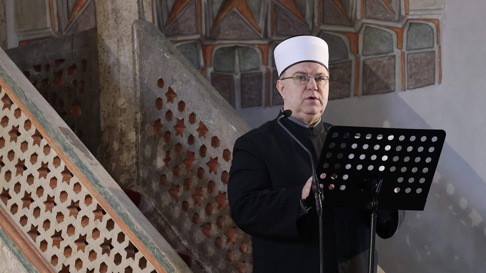 Hutba dr. hafiza Malkića o zadnjoj trećini ramazana i sadekatul-fitru: Vrijeme pojačanog ibadeta, čišćenja posta i brige za zajednicu