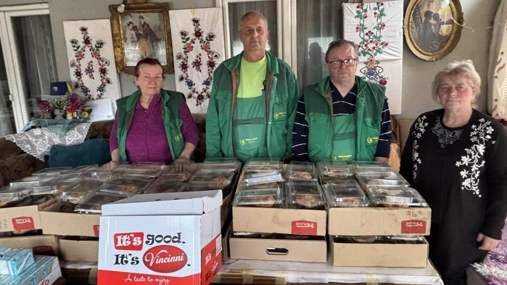 Merhamet Bihać dopremio 100 iftara za postače u mjesnoj zajednici Čavkići