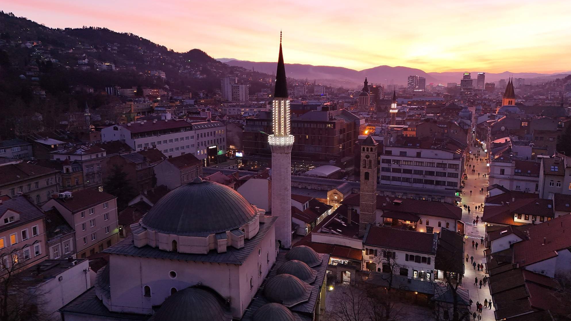 Večeras centralni program obilježavanja Lejletul-kadra u Gazi Husrev-begovoj džamiji