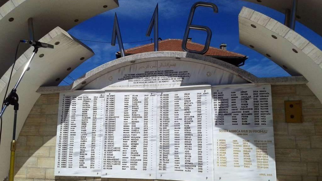 Počinje obilježavanje 33. godišnjice zločina u Ahmićima: Centralni događaj pohod „Put istine i sjećanja“