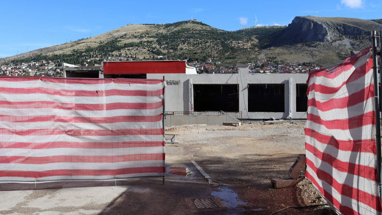 Raspisan javni poziv za nastavak izgradnje Hrvatskog narodnog kazališta u Mostaru