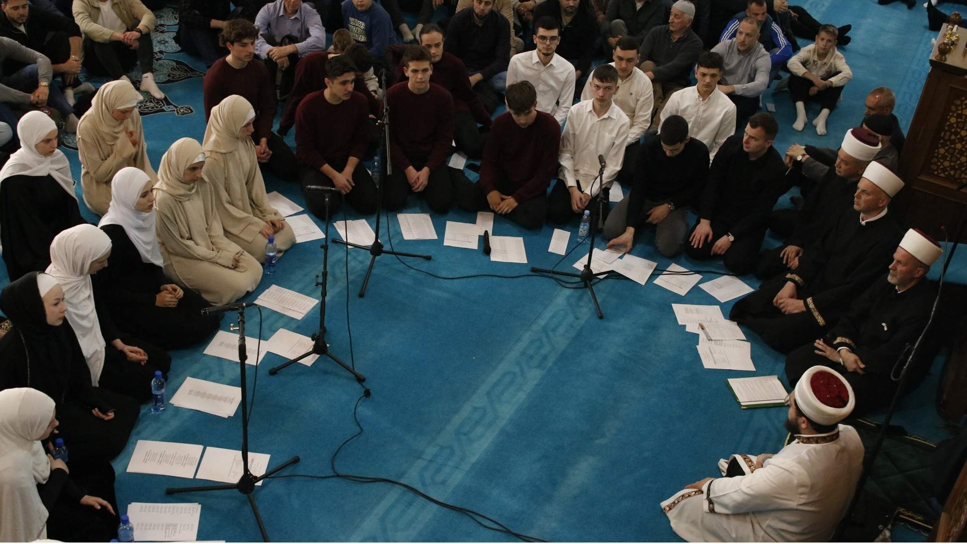 Lejletul-kadr u Goraždu: "Noć u kojoj poklanjamo 99 hatmi"