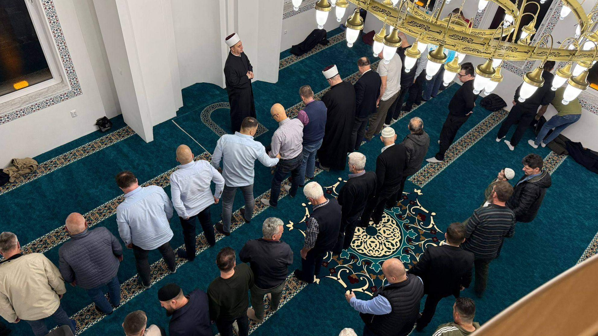 Nakon trideset i tri godine klanjana prva teravija u Dašnica džamiji u Bijeljini