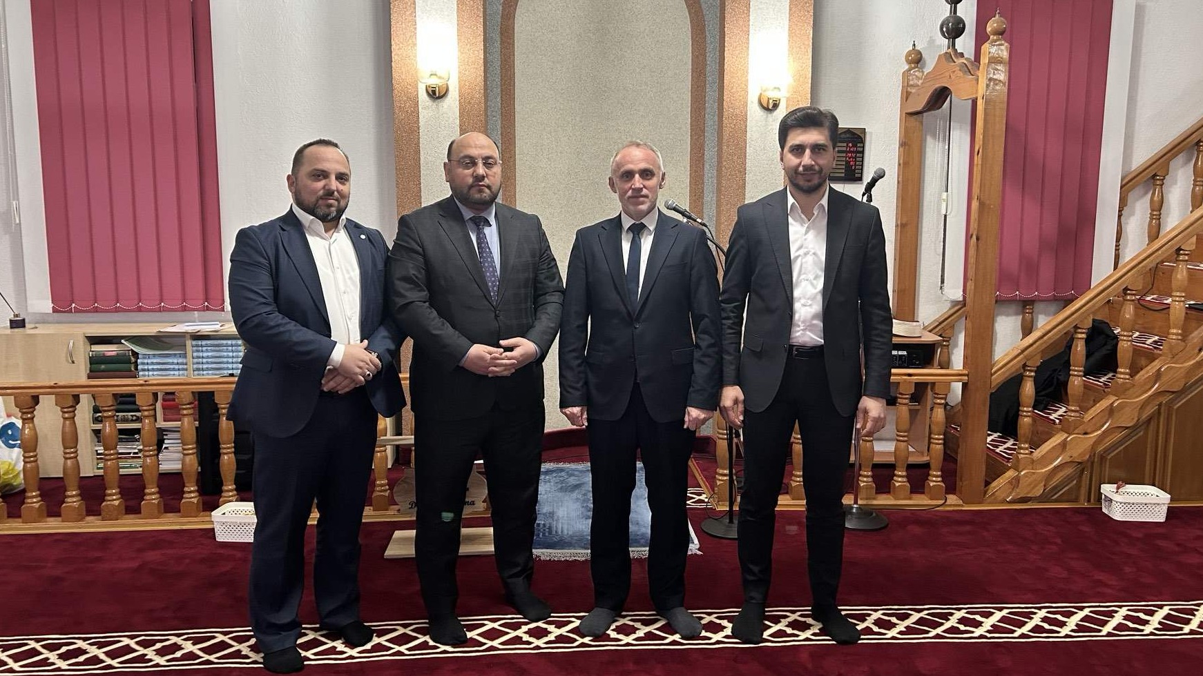 Muftija Kudić i ataše Güvenç na zajedničkom iftaru u Bosanskoj Krupi