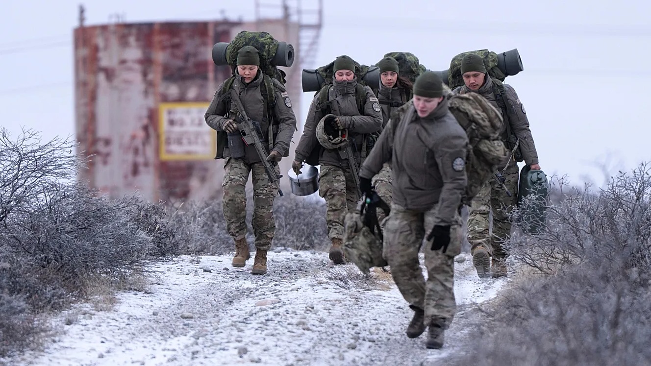 TV DR: Danski vojnici se pripremaju za mogući američki napad na Grenland