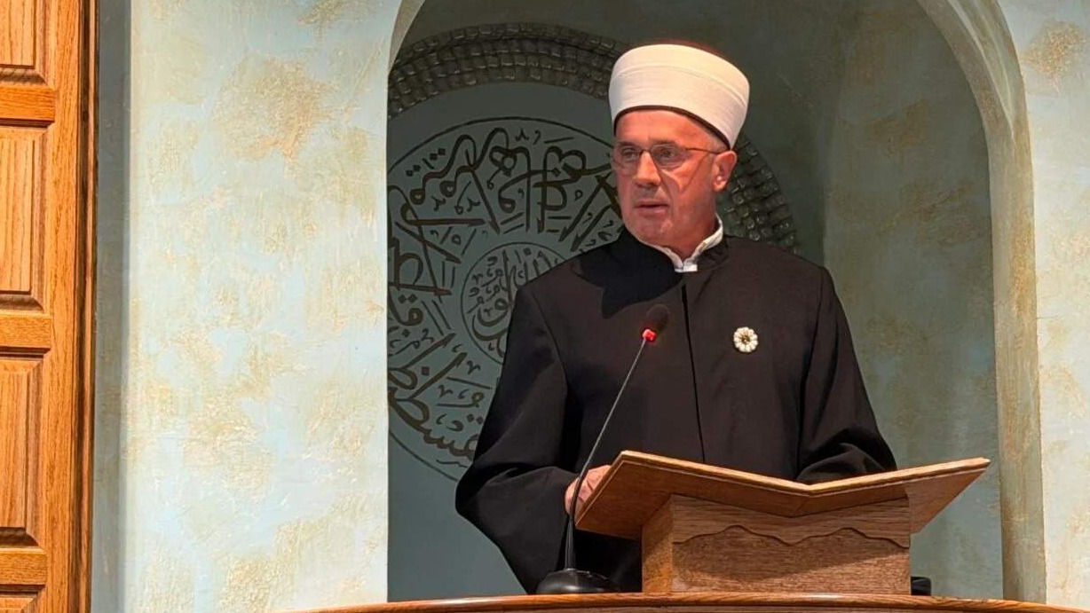 Bajramska hutba muftije Ćemana: Ramazan je sada iza nas, ali Allah nikada nije