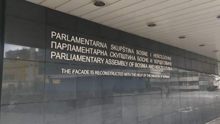 Sutra hitna sjednica Doma naroda PSBiH: Na dnevnom redu reformski zakoni i akcize na gorivo