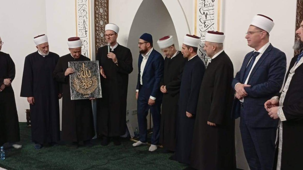 Medžlis Kakanj: Upriličena hafiska dova hafizu Arminu Kobilici