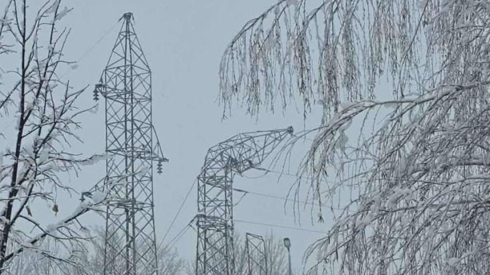 Snijeg izazvao probleme u saobraćaju i na elektro mreži u USK