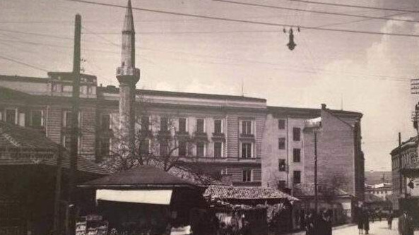 Kalin Hadži Alijin vakuf: Džamija, mekteb i 40 mezarja pretvoreni u park