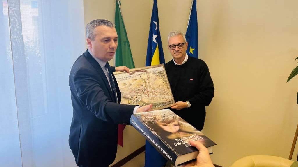 Ministar Dizdar se sastao s Gavazzenijem u Milanu: Nevine žrtve opsade Sarajeva zaslužuju pravdu