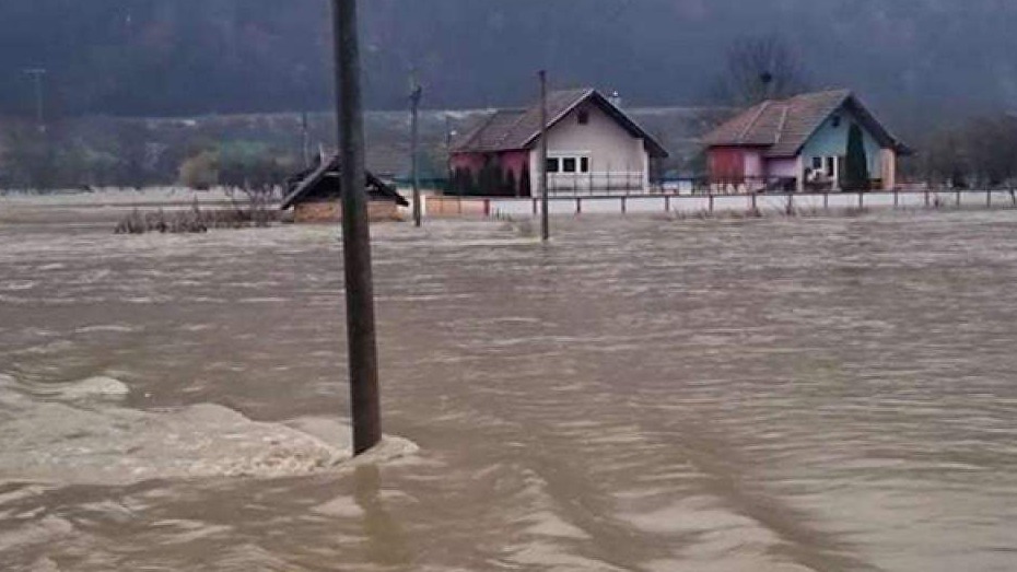 FUCZ: Porast vodostaja na Spreči i Savi, moguće poplave