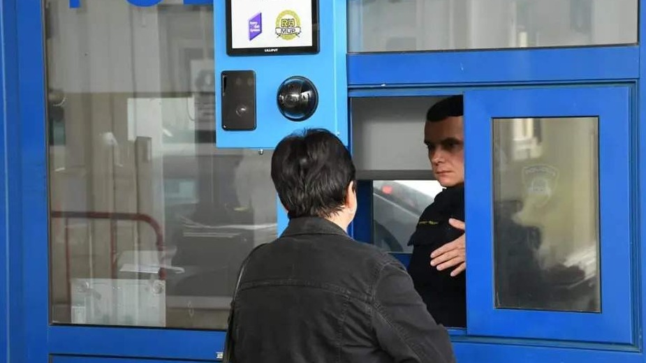 Moguća višesatna čekanja na granicama: Od sutra kreće potpuna primjena EES sistema