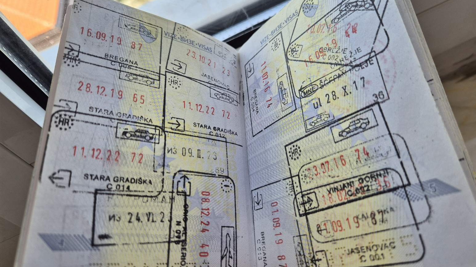 Počela puna primjena EES-a u šengenskom prostoru, ukidaju se pečati u pasošima