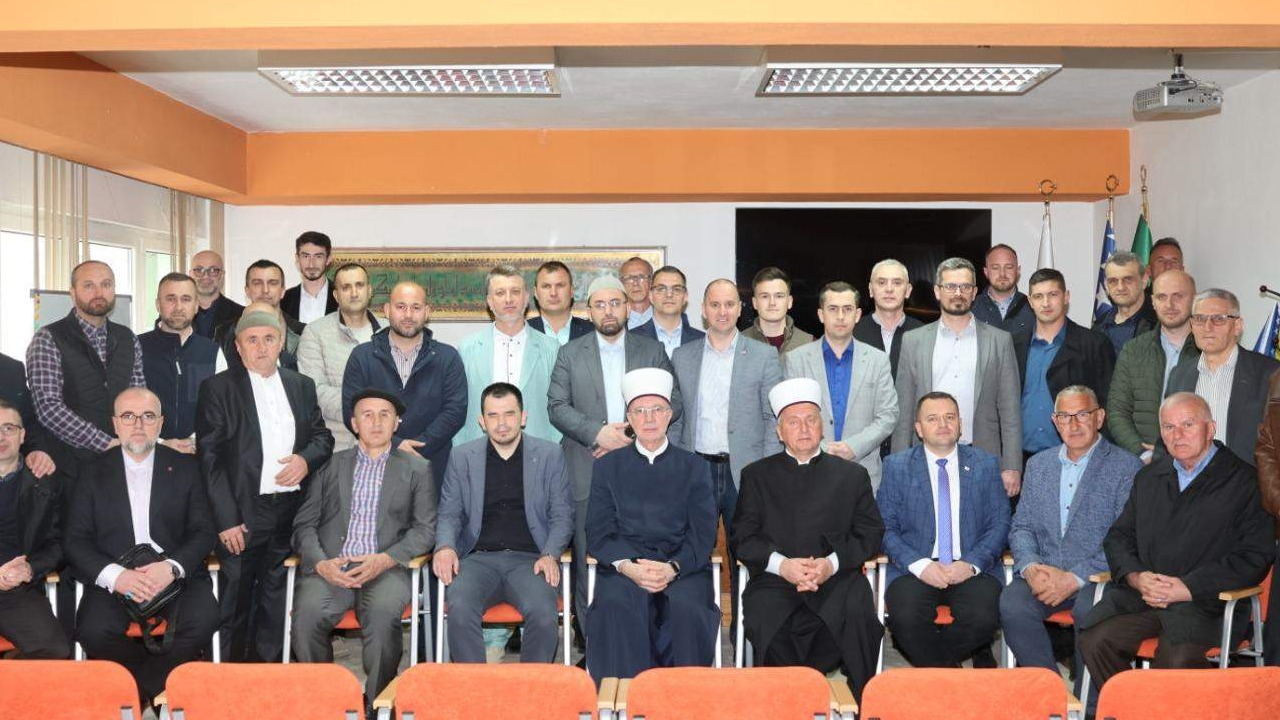 Radna posjeta muftije Fazlovića Medžlisu IZ Srebrenik