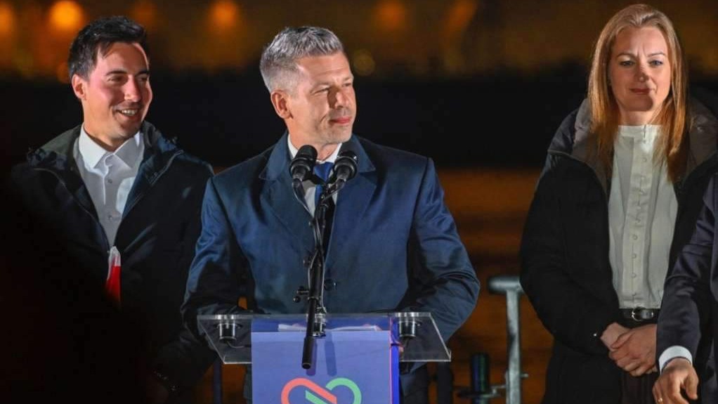 Tisza pobijedila na izborima u Mađarskoj, najavljen kraj Orbanove vladavine