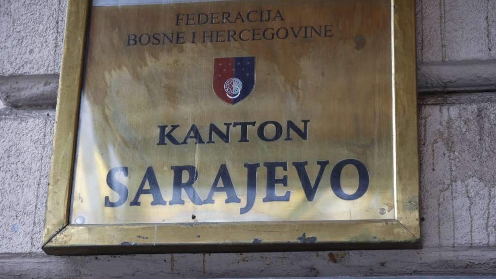 U KS počinje isplata naknada po osnovu zaštite porodice s djecom