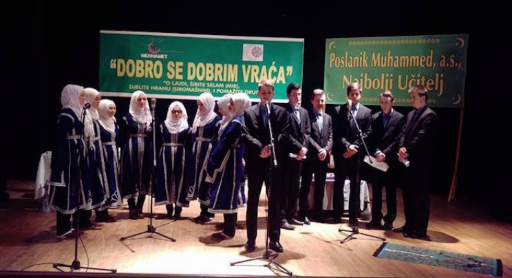 „Dobro se dobrim vraća“: Humanitarni koncert ispunio dubički Dom kulture