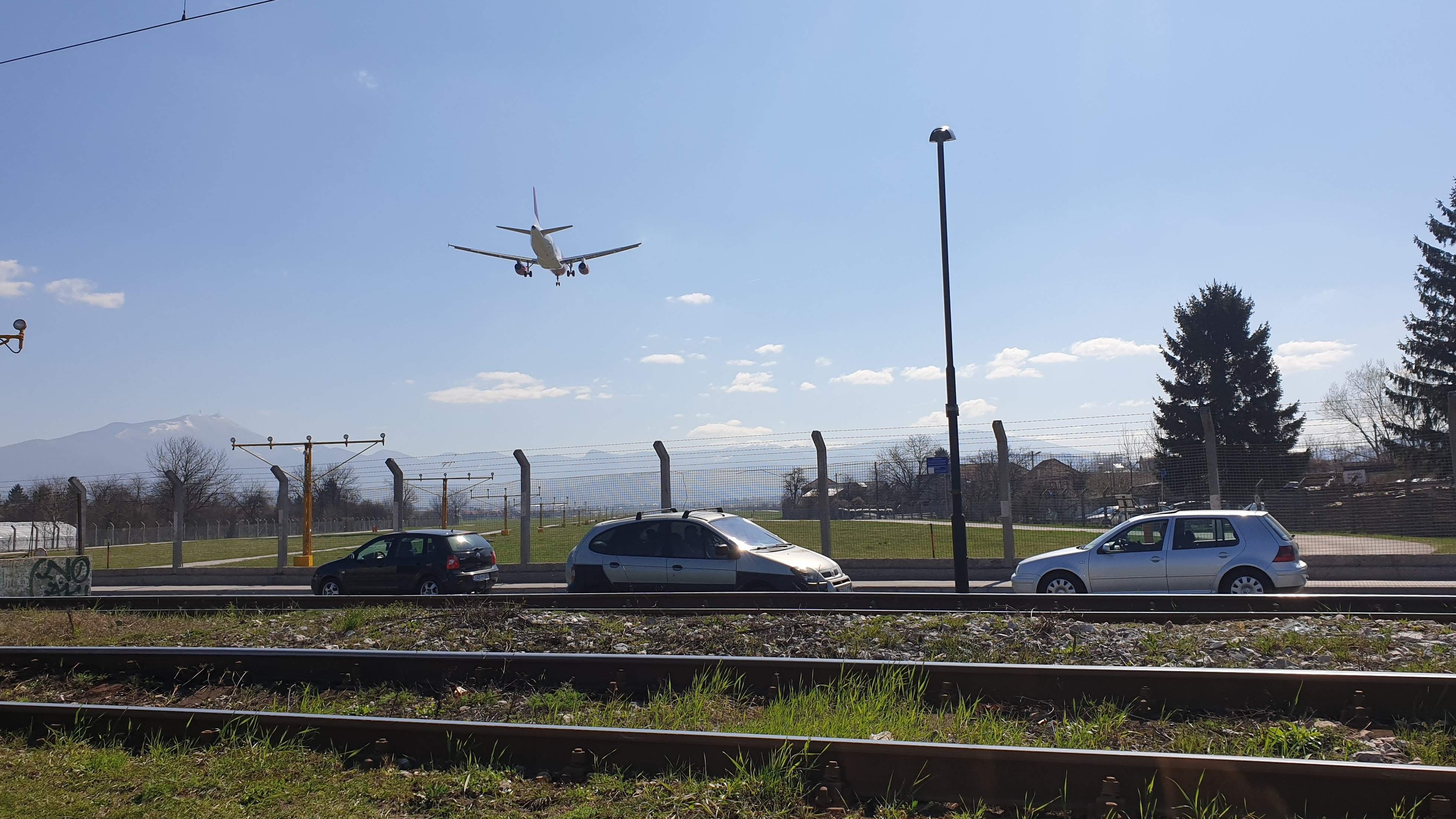 Vlada Kantona Sarajevo ulaže tri miliona KM za nove aviolinije