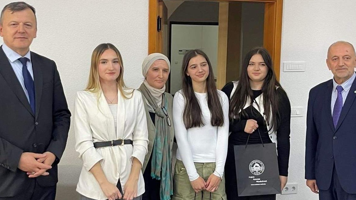 U Cazinskoj medresi održano kantonalno takmičenje iz islamske vjeronauke