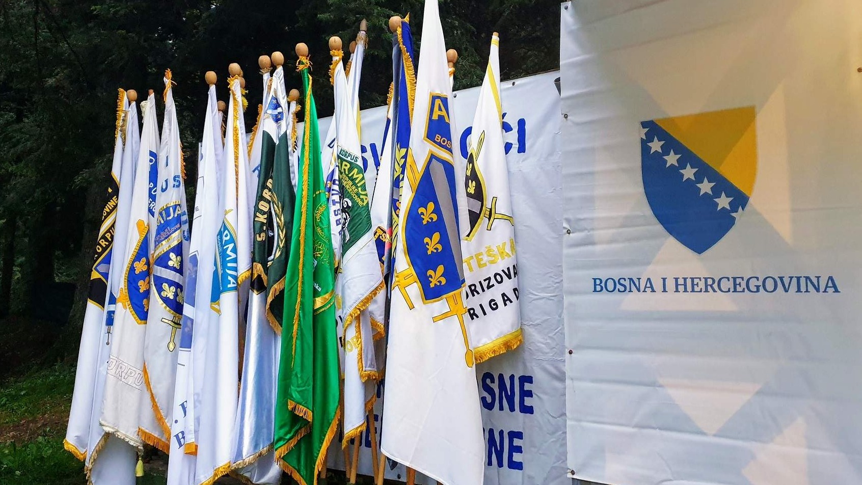 Armija RBiH: 34 godine od formiranja vojske koja je branila državu