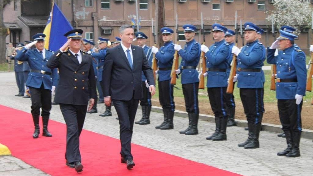 Bećirović u Dubravama: Armija RBiH spasila državu, OSBiH garant sigurnosti