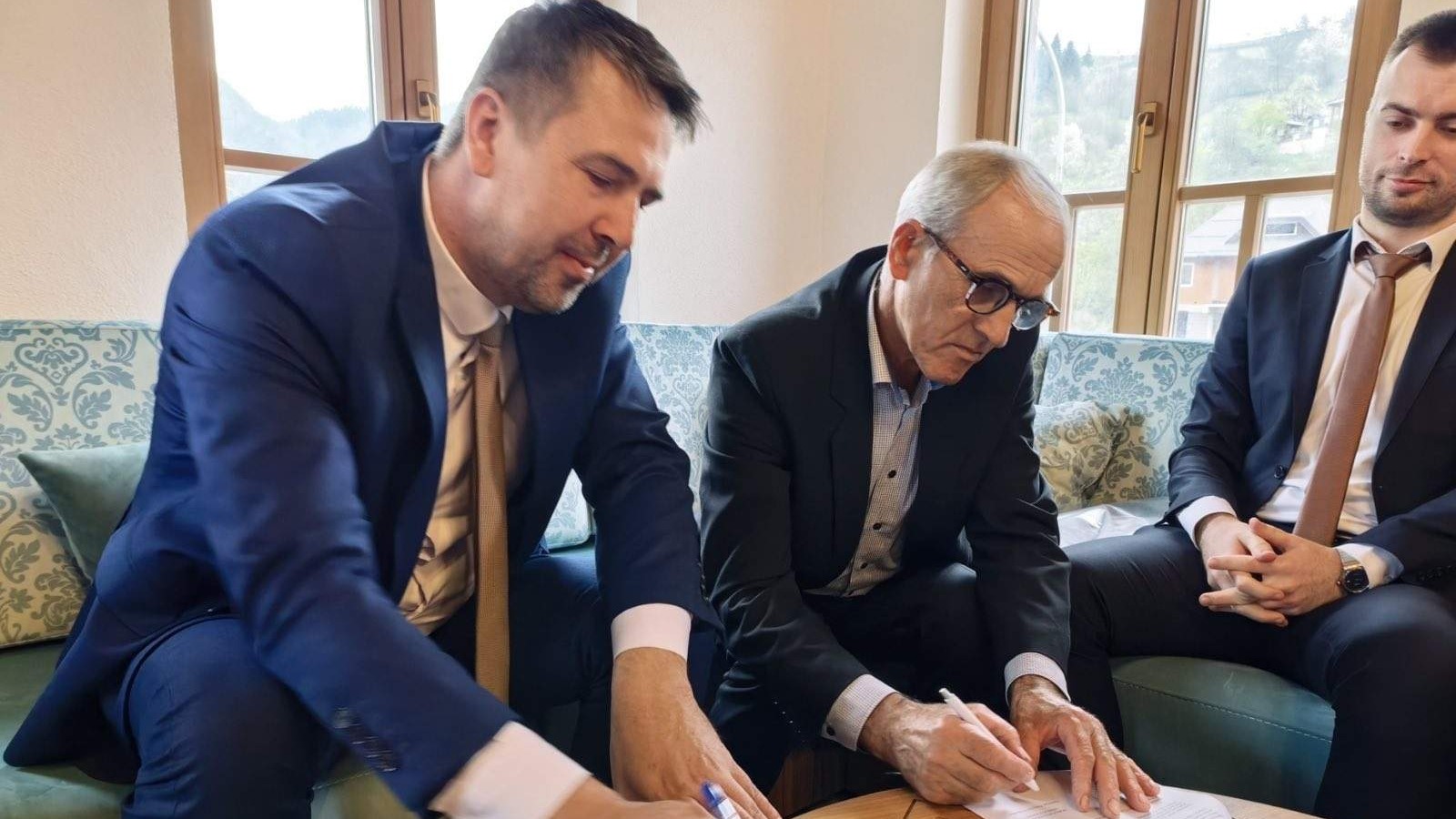 Potpisan sporazum o finansiranju Islamskog edukativnog centra u džematu Olovske Luke 