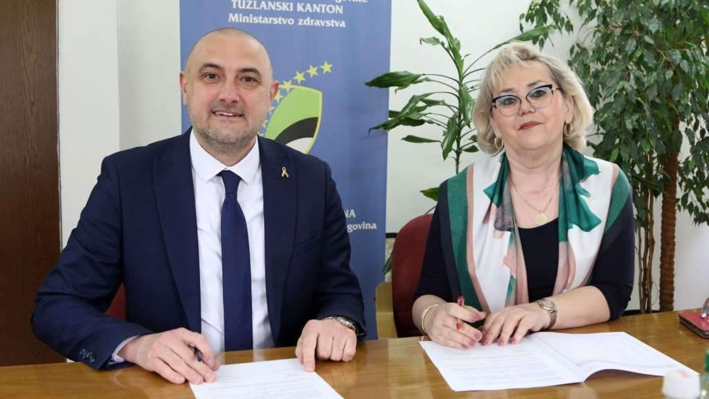 Potpisan ugovor o sufinansiranju Roditeljske kuće u Tuzli 