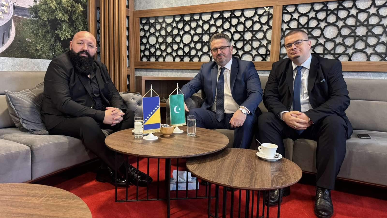 Predsjednik Okružnog odbora Ilmijje Mostar Nihad-ef. Ahmetović posjetio predsjednika Udruženja Ilmijje Nijaz-ef. Duzana