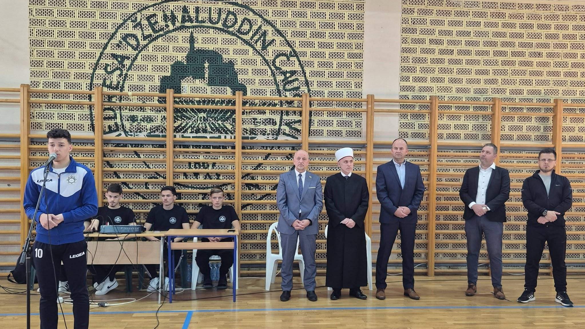 U Cazinu otvoreni 25. sportski susreti učenika srednjoškolskih ustanova Islamske zajednice