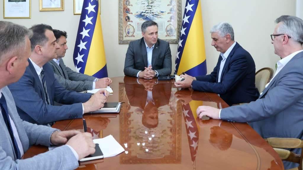 Bećirović: Naša je obaveza da čuvamo istinu o Armiji Republike BiH