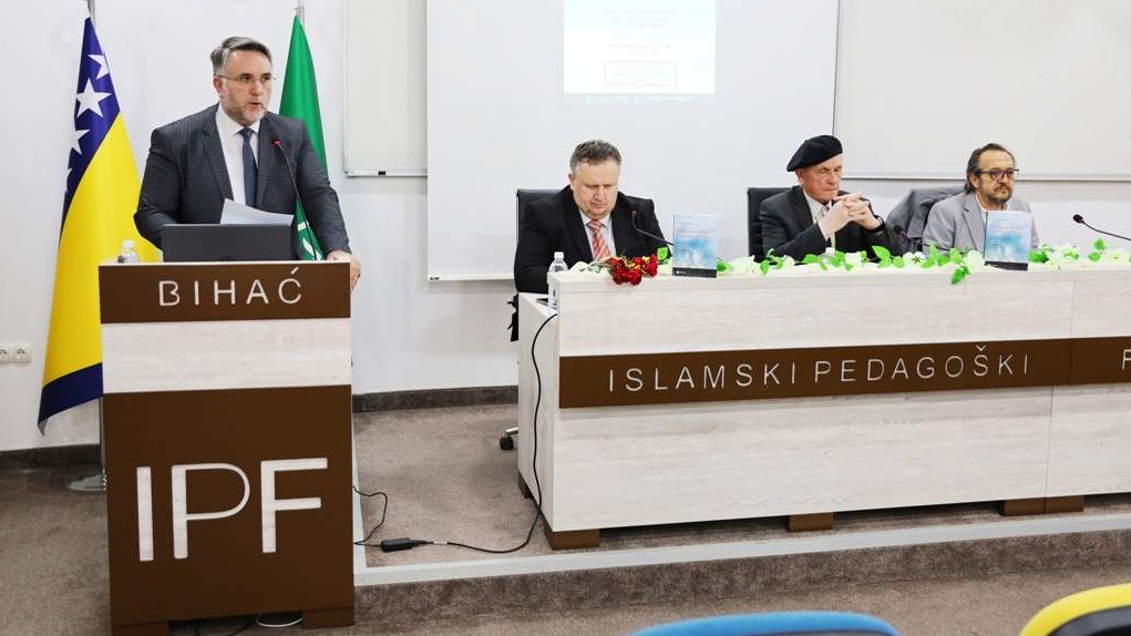 U Bihaću predstavljena knjiga Mustafe Spahića „Palestina, Izrael i svjetska šutnja“