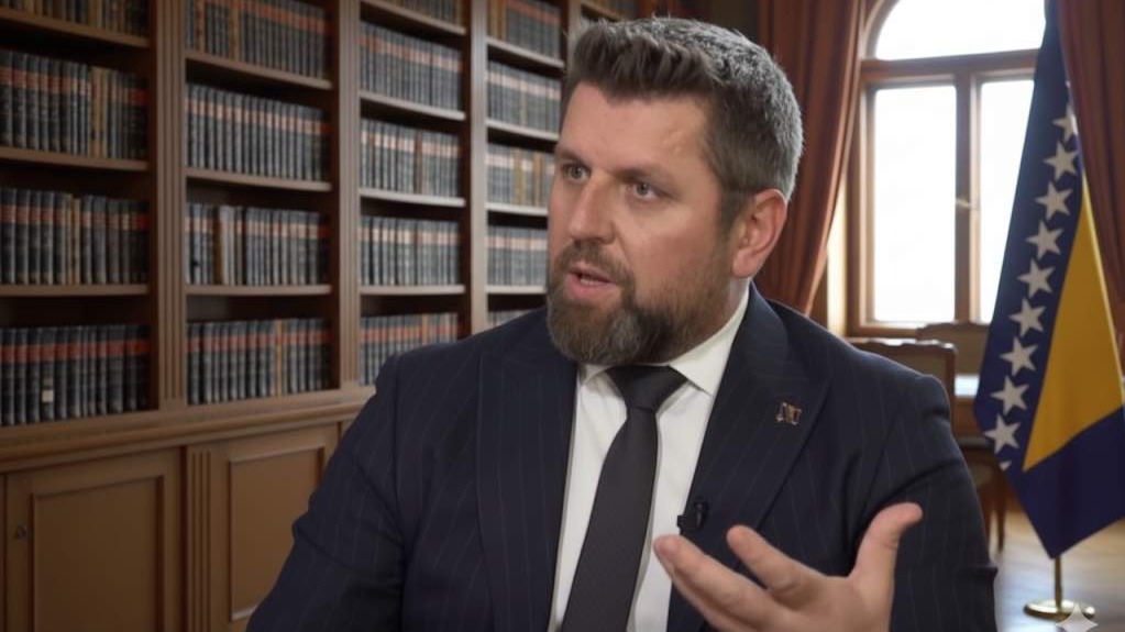 Duraković predložio izmjene Zakona o unutrašnjim poslovima RS-a