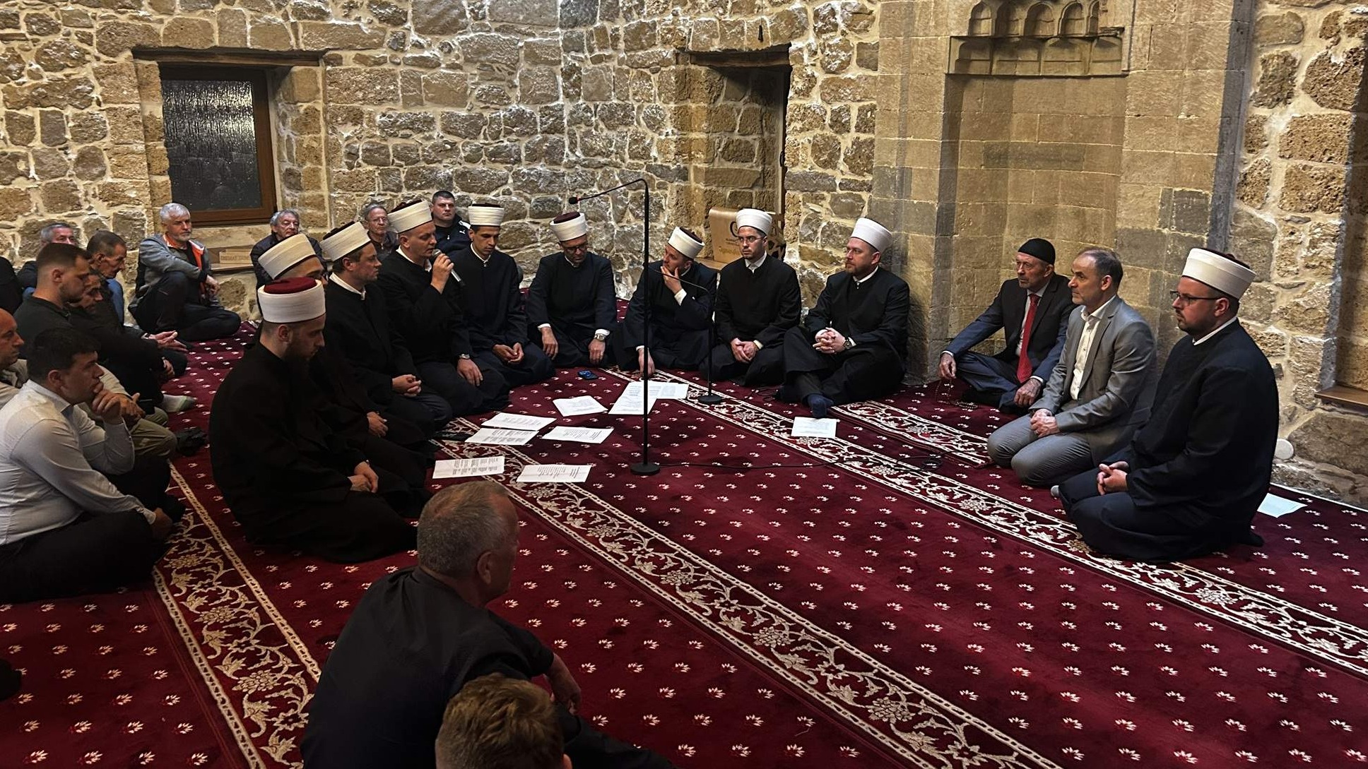 Centralni program MIZ Zenica u povodu Dana džamija: Džamije su mjesta okupljanja i sedžde