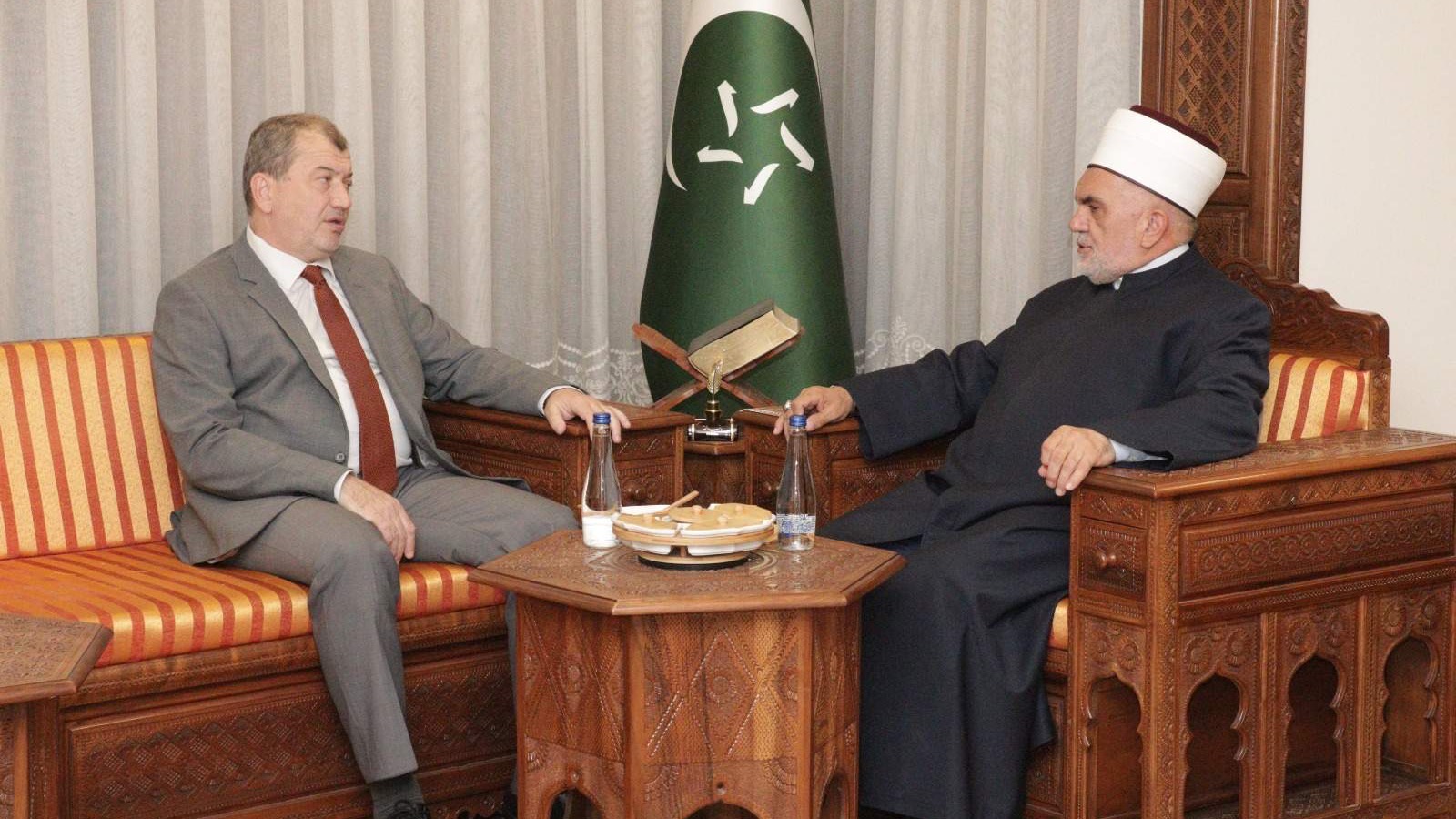 Dekan UNSA FIN u posjeti Mešihatu Islamske zajednice u Srbiji