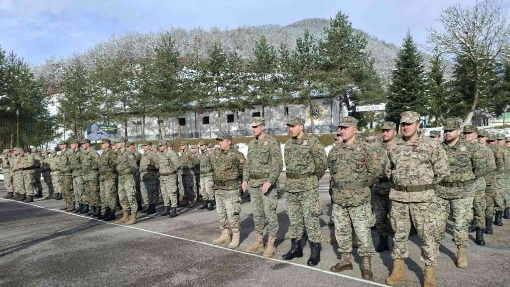 MO BiH: Vojnici OS BiH u aktivnoj službi do 49 godina života