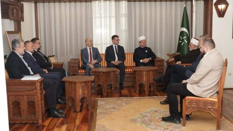 Muftija Kobilica u posjeti Mešihatu Islamske zajednice u Srbiji